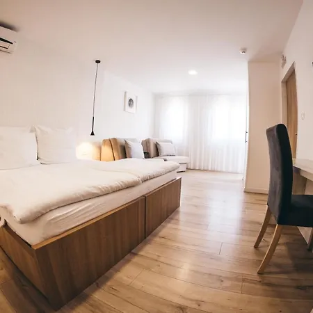 Guest house One 3*